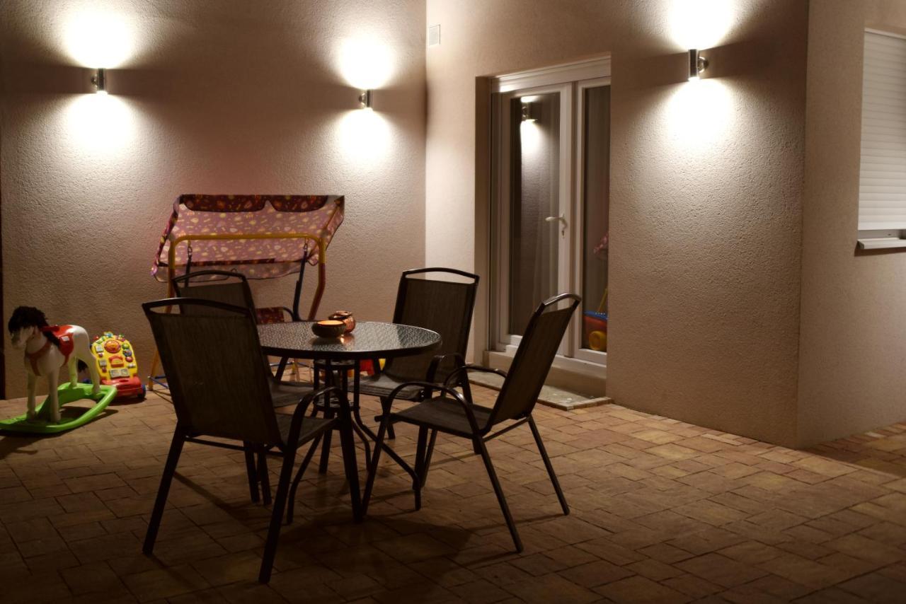 Appartement Vrnjacka Idila à Vrnjačka Banja Extérieur photo